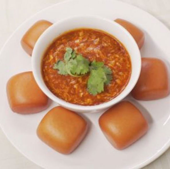 Fried Mantou with Chilli Crab Sauce Live Station Rental Singapore