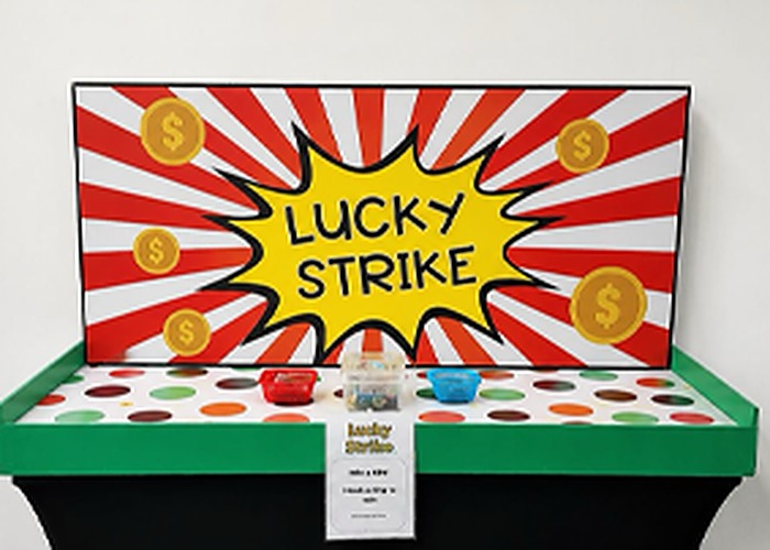 lucky-strike-deluxe-carnival-game-rental-singapore
