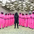 How to Plan Indoor Team Building Games for Large Groups in Singapore